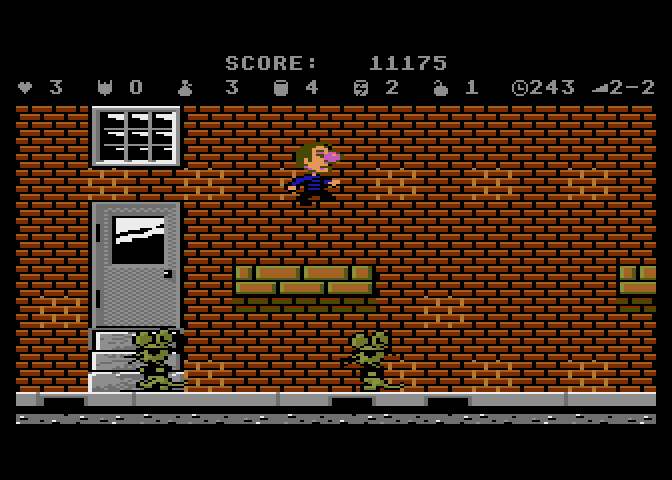 Scrapyard Dog Atari 7800 Screenshot: Use platforms to jump over enemies...