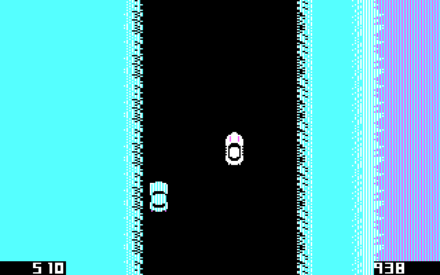 Spy Hunter IBM PC/Compatibles Screenshot: Enemy car approaching from the left...