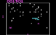 Centipede for IBM PC/Compatibles - When there aren't many mushrooms left the fleas appear and leave more behind.