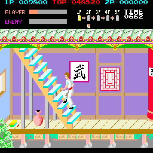 Kung-Fu Master Arcade Screenshot: Climbing stairs up to the next floor...