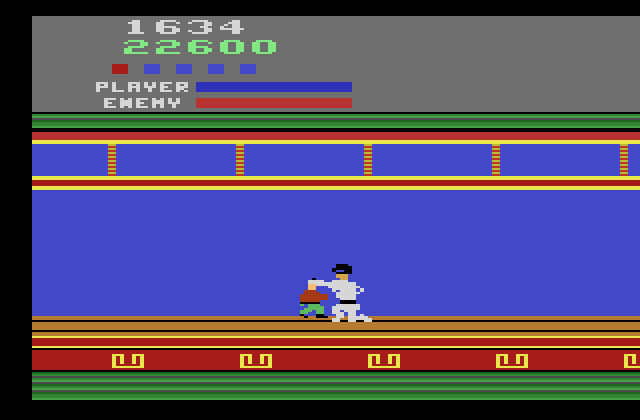 Kung-Fu Master Atari 2600 Screenshot: These small opponents are faster and tougher!