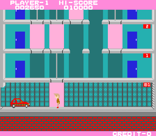Elevator Action Arcade Screenshot: Ah, a car! A chance to escape to the next level...