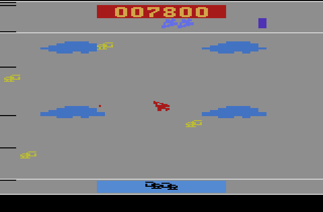 Time Pilot Atari 2600 Screenshot: Helicopters are tricky and can move in random directions.