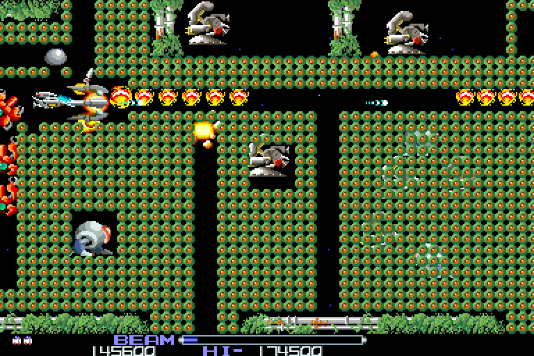 R-Type Arcade Screenshot: Blast yourself a path through this barrier!