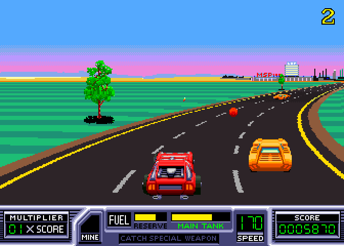 RoadBlasters Arcade Screenshot: The red orbs are rare, but provide more fuel than the green ones.