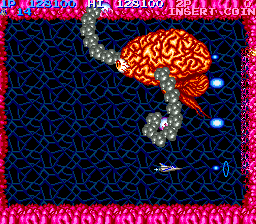 Life Force Arcade Screenshot: Shoot the eye to destroy this thing!
