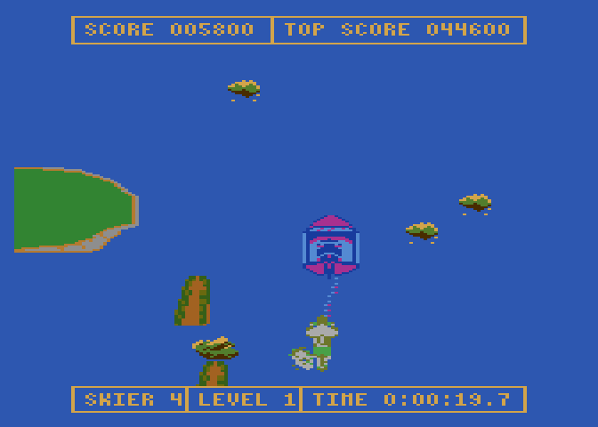 Water Ski Atari 7800 Screenshot: Carefully navigating this dangerous river...
