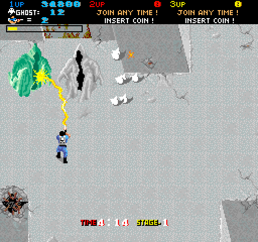 Real Ghostbusters, The Arcade Screenshot: A pair of ghosts guarding the end of the first level.