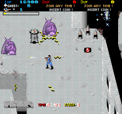 Real Ghostbusters, The Arcade Screenshot: Firing at an opponent...