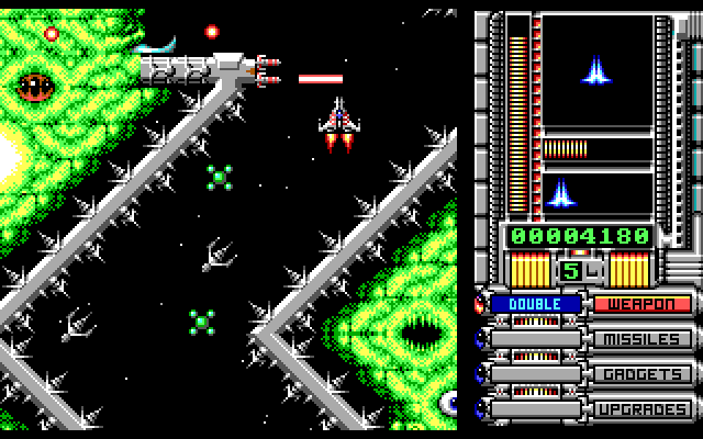 OverKill IBM PC/Compatibles Screenshot: Watch out for laser fire!