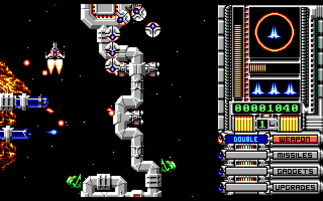 OverKill IBM PC/Compatibles Screenshot: Don't get hit by enemy fire...
