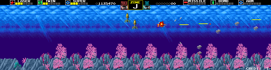 Darius Arcade Screenshot: Crash! I've been hit!