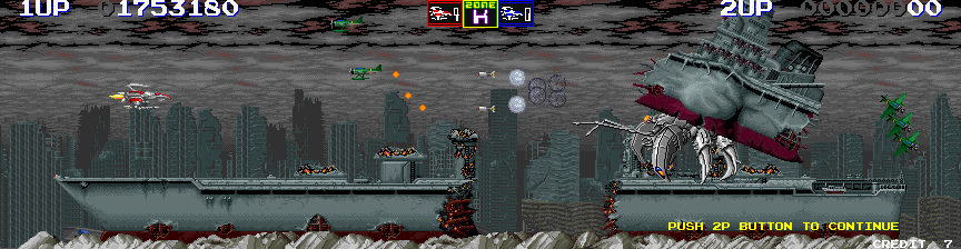 Darius II Arcade Screenshot: Like most bosses, Yamato has multiple forms before the level is complete.