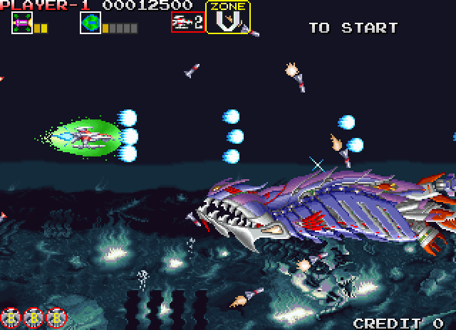 Darius Gaiden Arcade Screenshot: The boss of Zone V, Risk Storage, arrives...