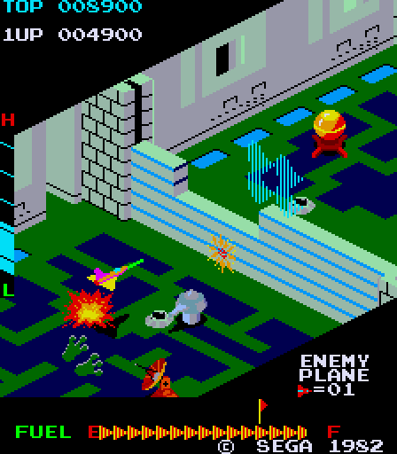 Super Zaxxon Arcade Screenshot: Another narrow space to fly through.
