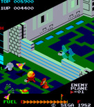 Super Zaxxon for Arcade - In this area you need to fly at just the right height to avoid crashing.