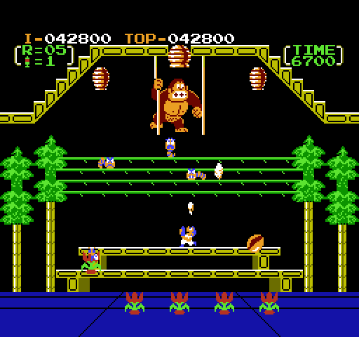 Donkey Kong 3 NES / Famicom Screenshot: Those worms become stunned if you shoot them...