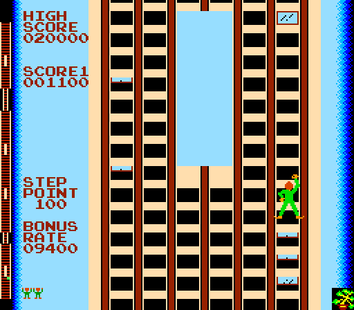 Crazy Climber Arcade Screenshot: Climbing up the building...
