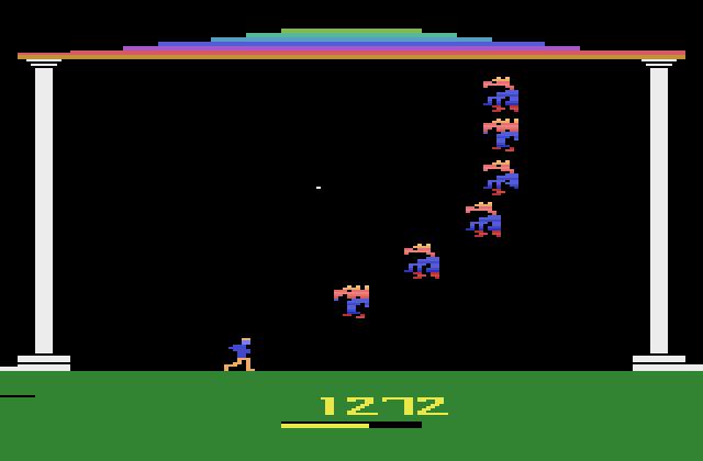 No Escape! Atari 2600 Screenshot: These guys move in faster, more random patterns...