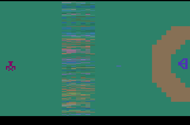 Yars' Revenge Atari 2600 Screenshot: Demo mode; the screen flashes different colors to act as a sort of screensaver.