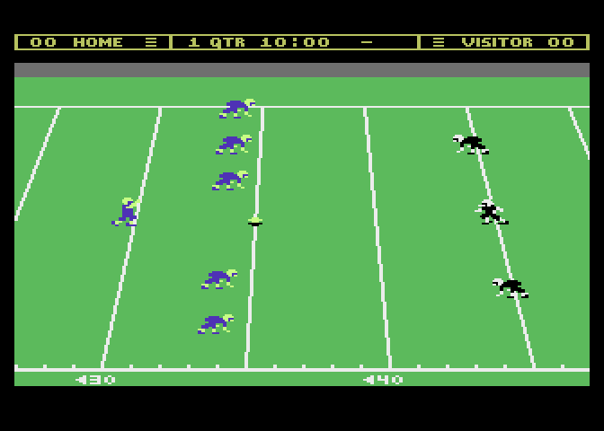 Touchdown Football Atari 7800 Screenshot: Here's the kickoff...