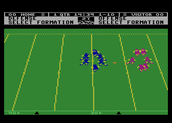 Touchdown Football Atari 8-bit Screenshot: Choose the next play...