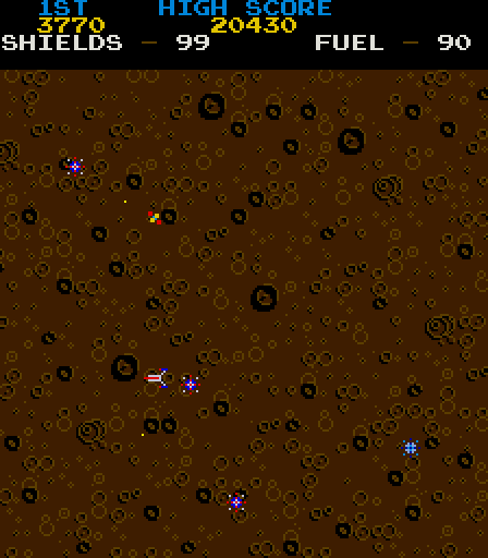 Moon War Arcade Screenshot: Several enemies attacking!