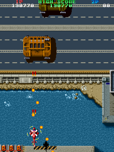 Twin Cobra Arcade Screenshot: These end of level tanks are tough to destroy...