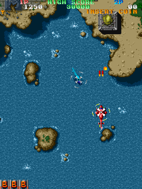Twin Cobra Arcade Screenshot: Here come some enemies!