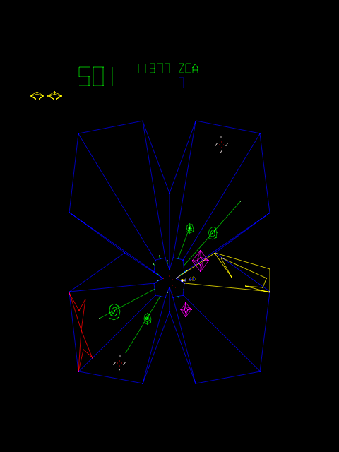 Tempest Arcade Screenshot: Blast opponents quickly!