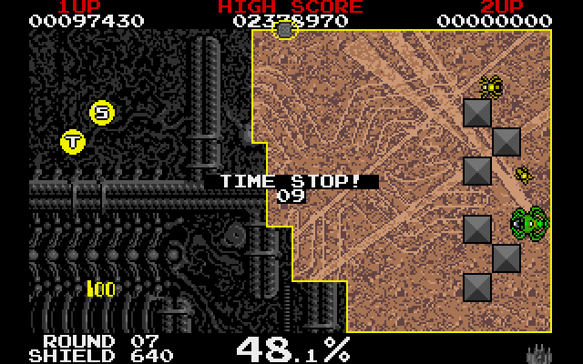 Volfied IBM PC/Compatibles Screenshot: Time stop! Enemies stop moving for 9 more seconds...