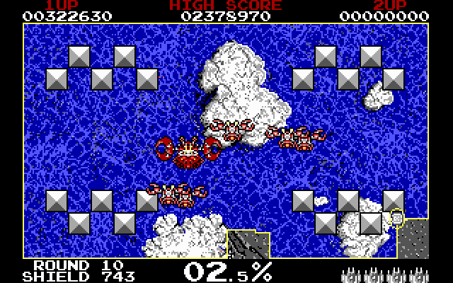 Volfied IBM PC/Compatibles Screenshot: Lobster-like enemies are featured in this level.