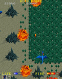 Dragon Spirit for Arcade - Watch out for giant fireballs! Shoot or dodge them...