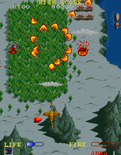 Dragon Spirit for Arcade - Using a fire upgrade to attack.