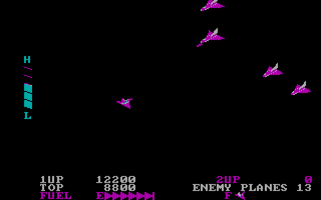Zaxxon IBM PC/Compatibles Screenshot: Incoming enemy planes...