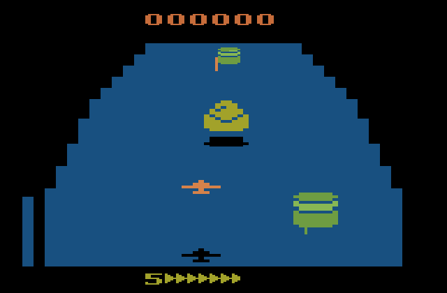 Zaxxon Atari 2600 Screenshot: Shooting at opponents...