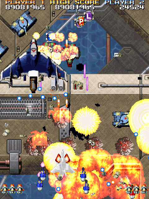 Sengeki Striker Arcade Screenshot: Player two destroyed!