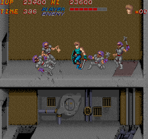 Trojan Arcade Screenshot: Help, I'm surrounded!