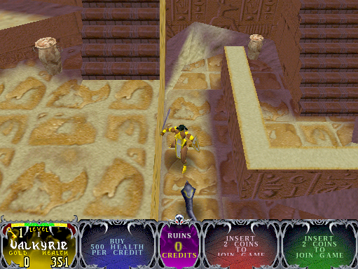 Gauntlet: Legends Arcade Screenshot: Snakes block the path...