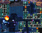 Salamander 2 for Arcade - A very narrow section; choose your path carefully!