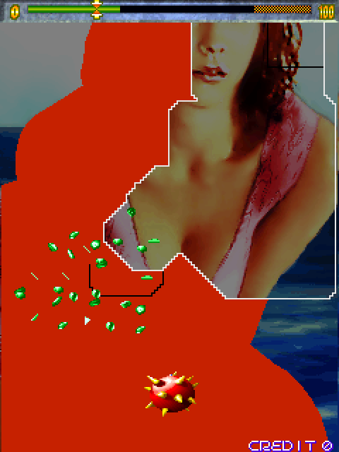 Gals Panic 3 Arcade Screenshot: Drawing lines...but I'm hit!