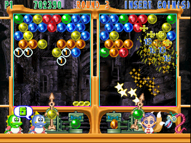 Super Puzzle Bobble Arcade Screenshot: My opponent is winning so far...
