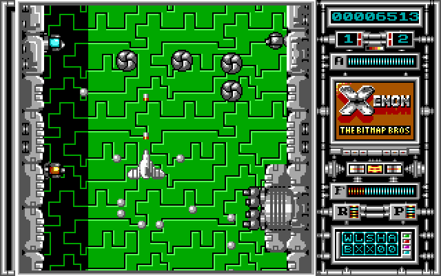 Xenon IBM PC/Compatibles Screenshot: I'm surrounded, better act quick!