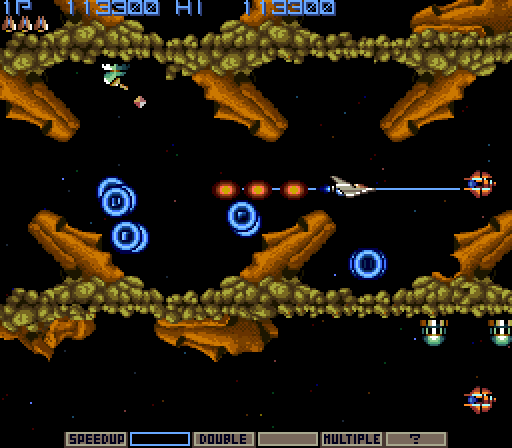 Gradius Arcade Screenshot: You can sometimes take multiple paths; here, I stumbled on a narrow and dangerous one!