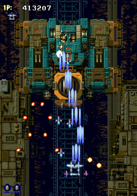 Strikers 1945 Arcade Screenshot: You will face increasingly larger and more powerful opponents as the game progresses.
