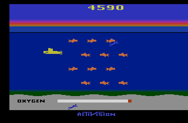 Seaquest Atari 2600 Screenshot: Running from fish!