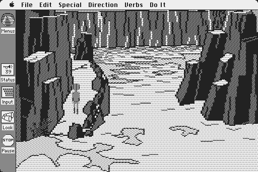Space Quest: Chapter I - The Sarien Encounter Macintosh Screenshot: Heading up a path...