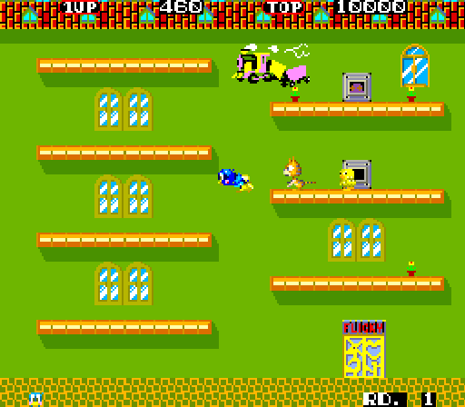 Flicky Arcade Screenshot: Running from the cats...