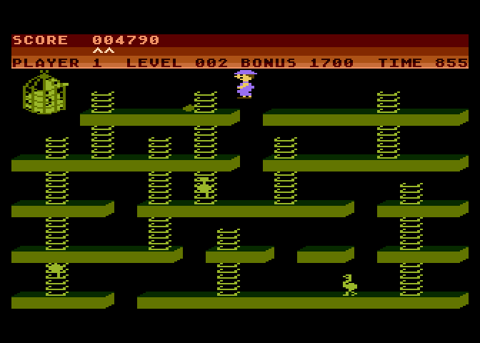 Chuckie Egg Atari 8-bit Screenshot: Jumping a gap to reach the final egg!