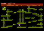 Chuckie Egg for Atari 8-bit - This level features a few moving platforms...